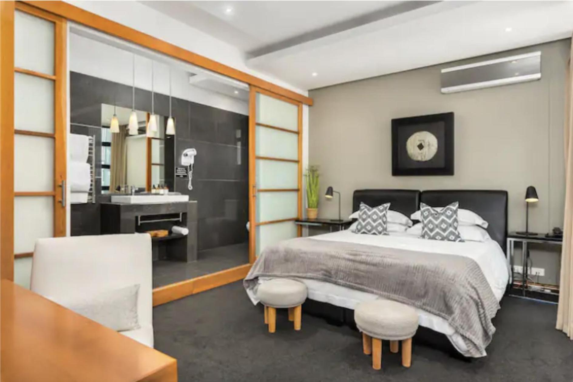 Capestays - Villa Infinity Cape Town Room photo